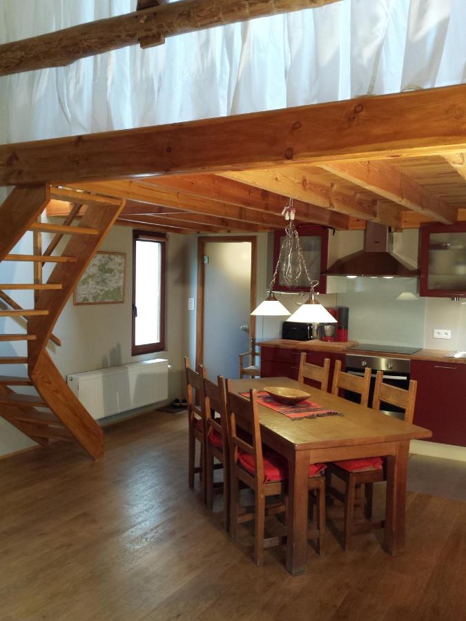 Gîte Montrias Cerfontaine Extérieur photo